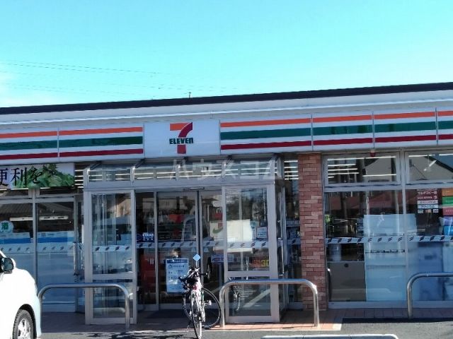コンビニ　セブンイレブン 土浦滝田1丁目店（コンビニ）まで3043m