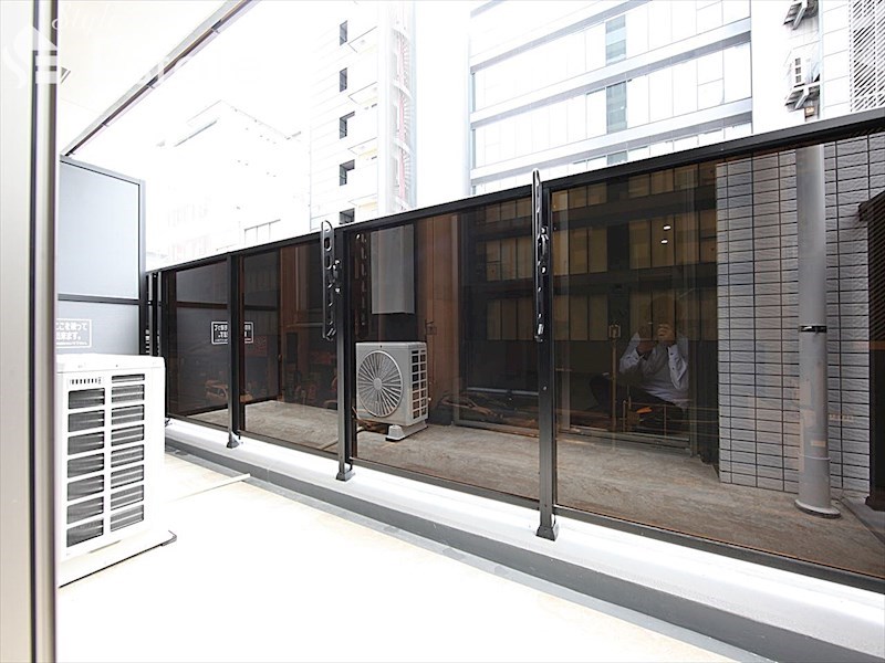 バルコニー　バルコニー