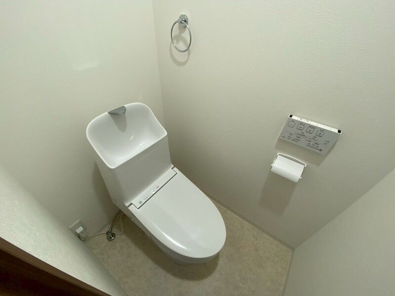 トイレ　コンパクトで使いやすいトイレです