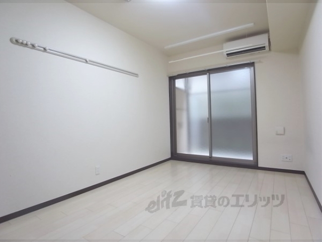 居室・リビング　洋室