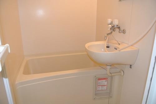 バス・シャワールーム　バス(イメージ)