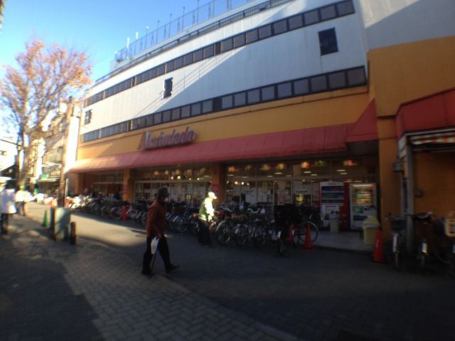 スーパー　アブアブ赤札堂堀切店（スーパー）まで831m