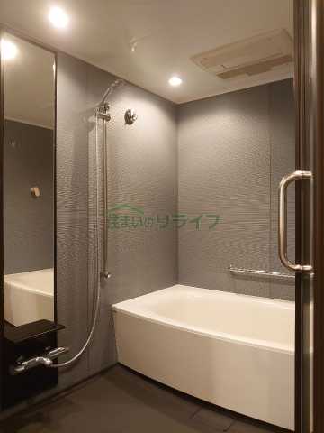 バス・シャワールーム　画像は別部屋の参考写真です。