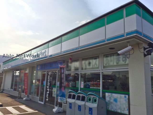 コンビニ　ファミリーマート春日井大手橋西店（コンビニ）まで1043m