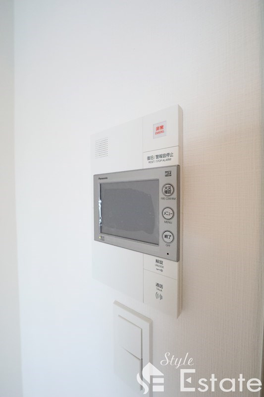 セキュリティ　モニター付きインターホン