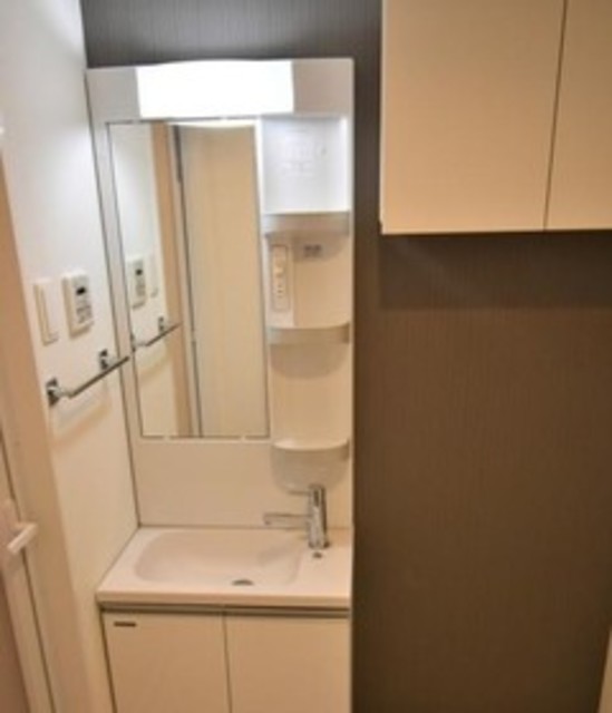 洗面設備　同仕様