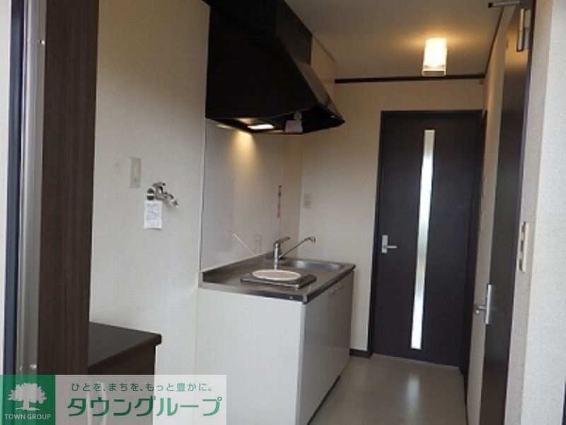 キッチン　※別部屋参考写真