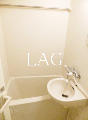 バス・シャワールーム　お風呂です。