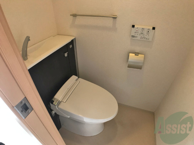 トイレ　こちらはトイレです。清潔感があり、安心して使用できます。