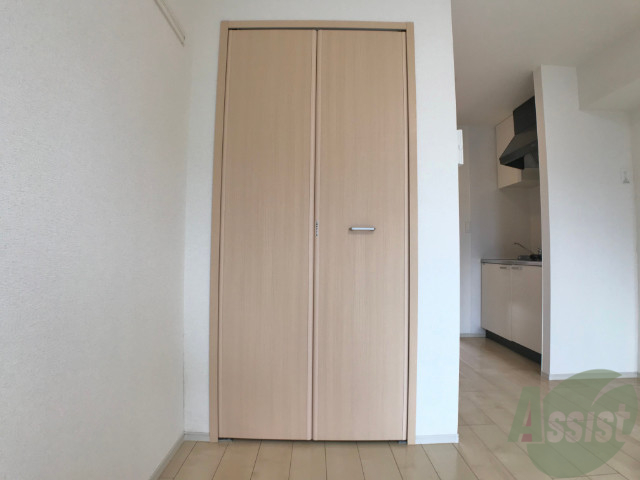 収納　クローゼット。荷物がたくさんあっても問題ないですね。