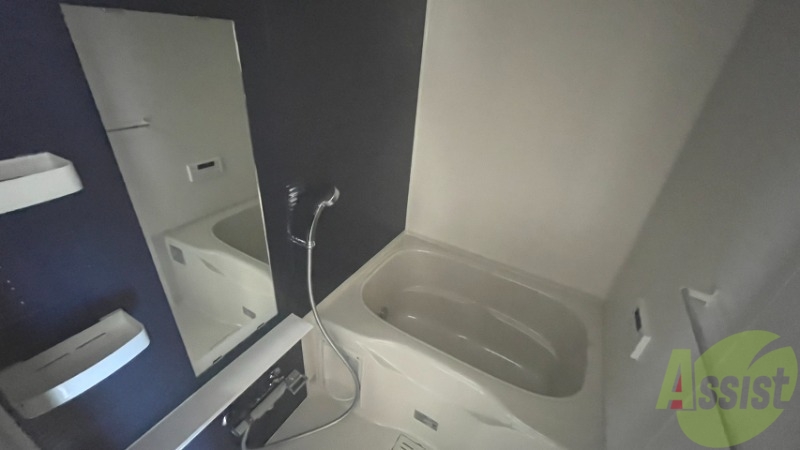 バス・シャワールーム　お風呂を撮影しました。浴室乾燥機能も付いています。