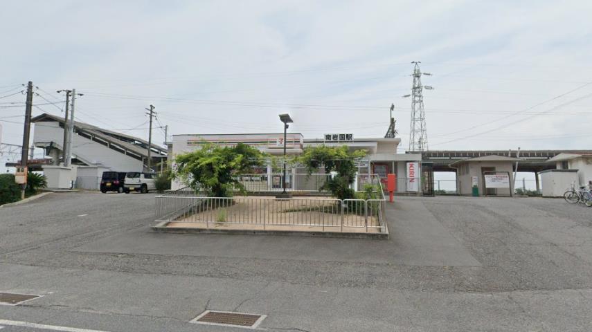 コンビニ　セブンイレブン（コンビニ）まで980m