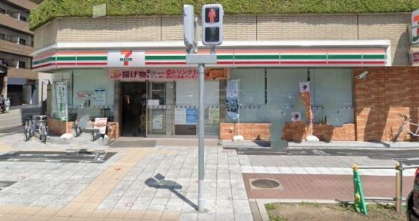 コンビニ　セブンイレブン 大阪立売堀1丁目店（コンビニ）まで60m