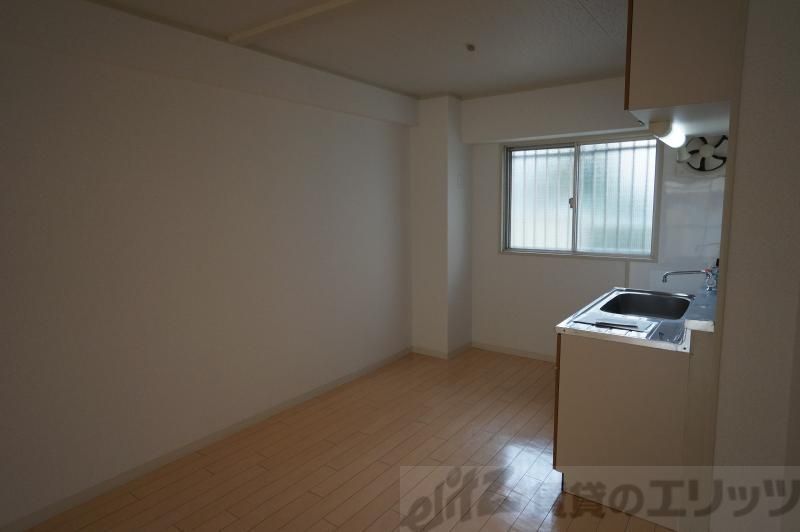 キッチン　リビング/居室