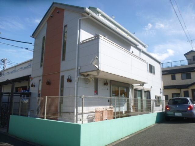 幼稚園・保育園　はな保育園（幼稚園・保育園）まで320m