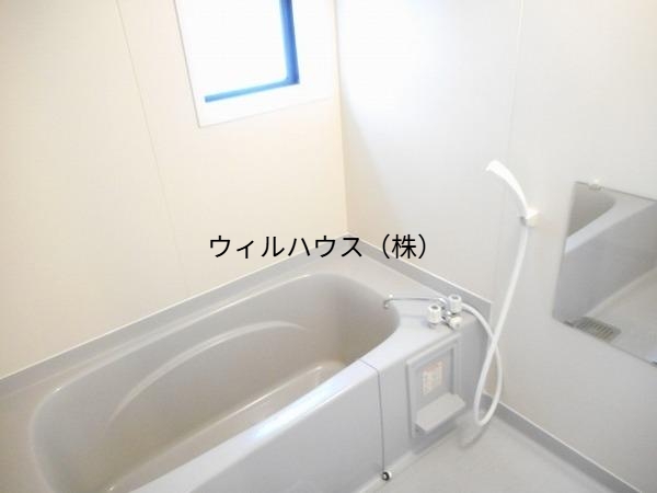 バス・シャワールーム　大型浴槽！