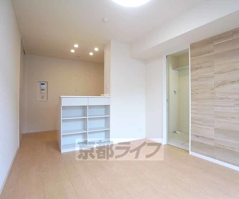 居室・リビング　明るいリビングです。