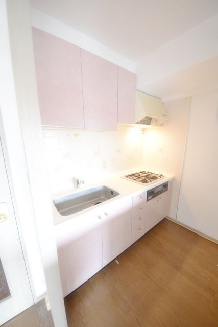 キッチン　お問い合わせはタウンハウジングまで