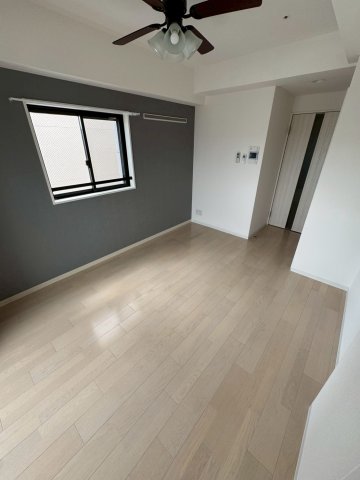 居室・リビング　落ち着いた玄関です