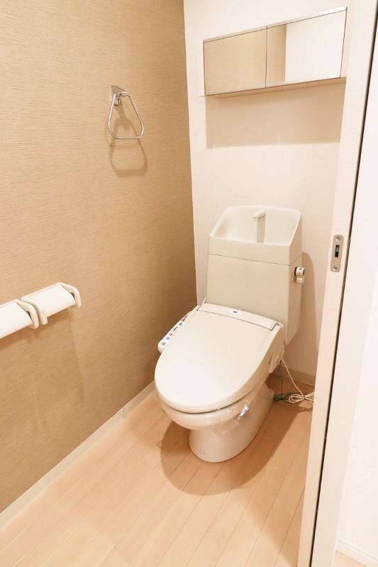 トイレ　図面と現状に相違がある場合には現状を優先