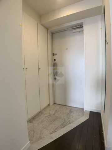 玄関　メインステージ王子