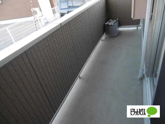 バルコニー　バルコニー