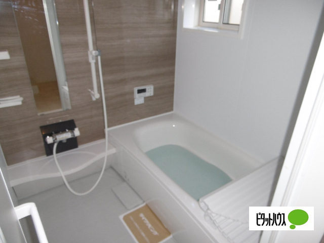 バス・シャワールーム　バス