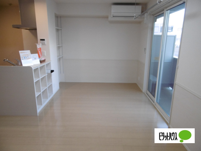 居室・リビング　リビング