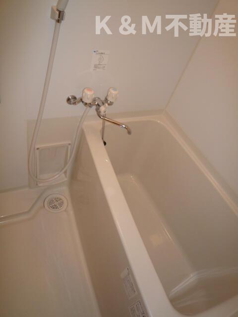 バス・シャワールーム　お風呂で日々の疲れを落としましょう