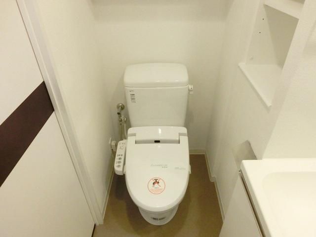 トイレ　★温水洗浄便座★