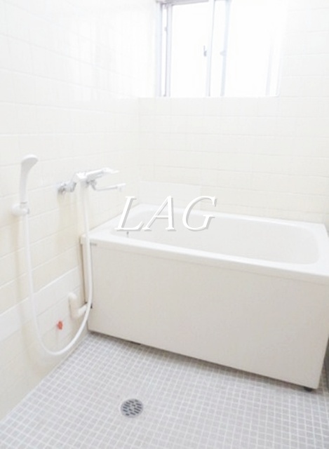 バス・シャワールーム　お風呂です。