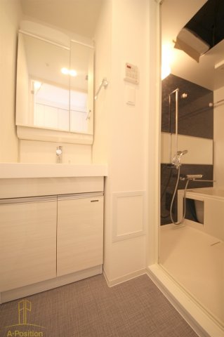 洗面設備　レオンコンフォート梅田北