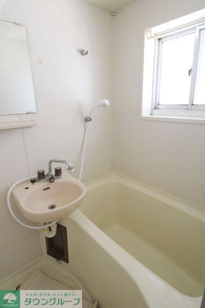 バス・シャワールーム　バス