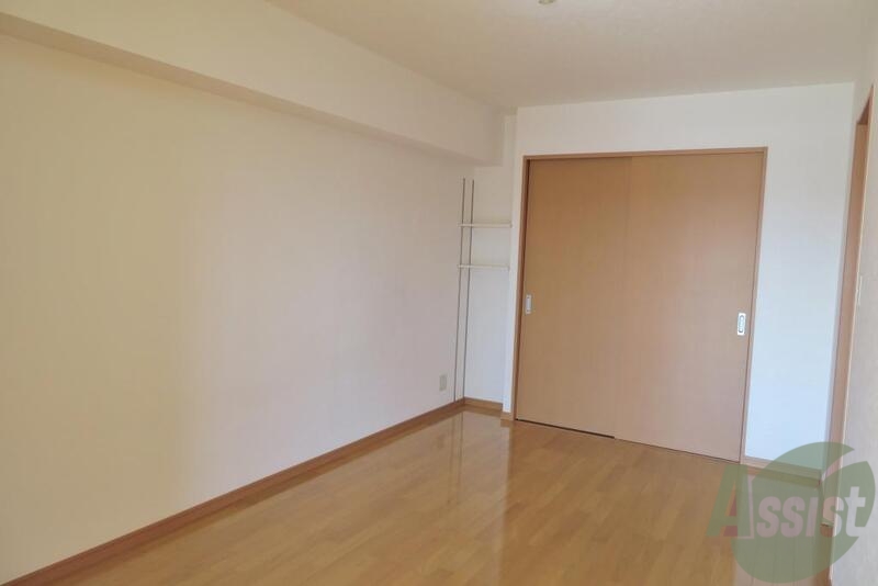 その他部屋・スペース　広々としたお部屋でゆったりと休めますね。