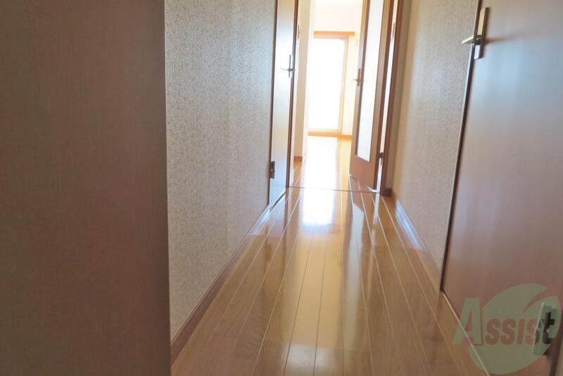 玄関　玄関から見た景色はこちらです。いかがでしょうか。