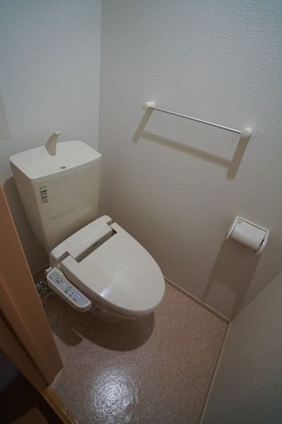 トイレ　同じ建物の別なお部屋