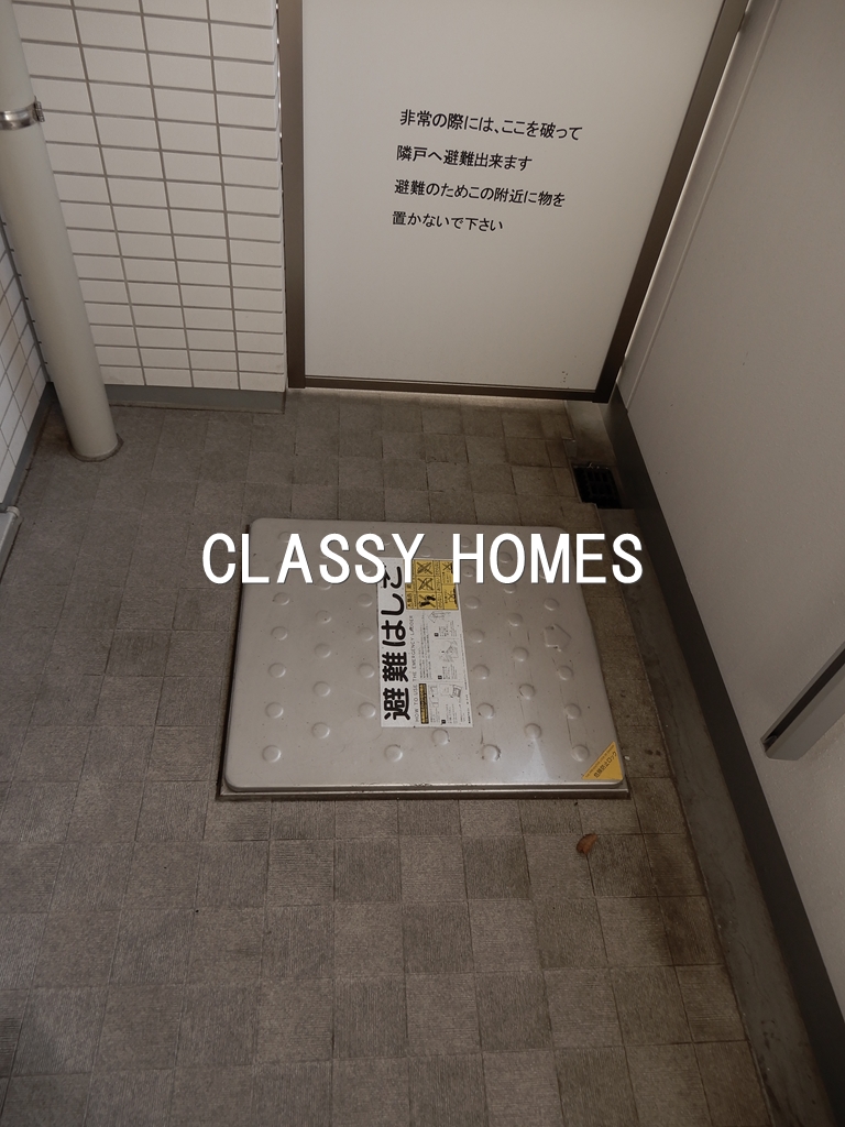 バルコニー　2018年竣工　ザ・レジデンス・オブ・トーキョーKK06：バ