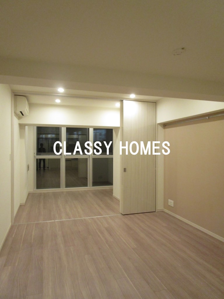 居室・リビング　2018年竣工　ザ・レジデンス・オブ・トーキョーKK06：居