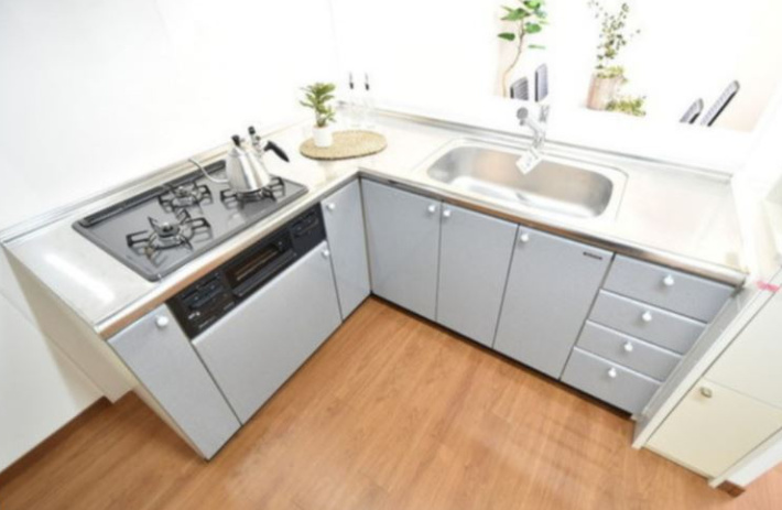 キッチン　Ｔ’ｓ　ｇａｒｄｅｎ　西寺尾　E棟