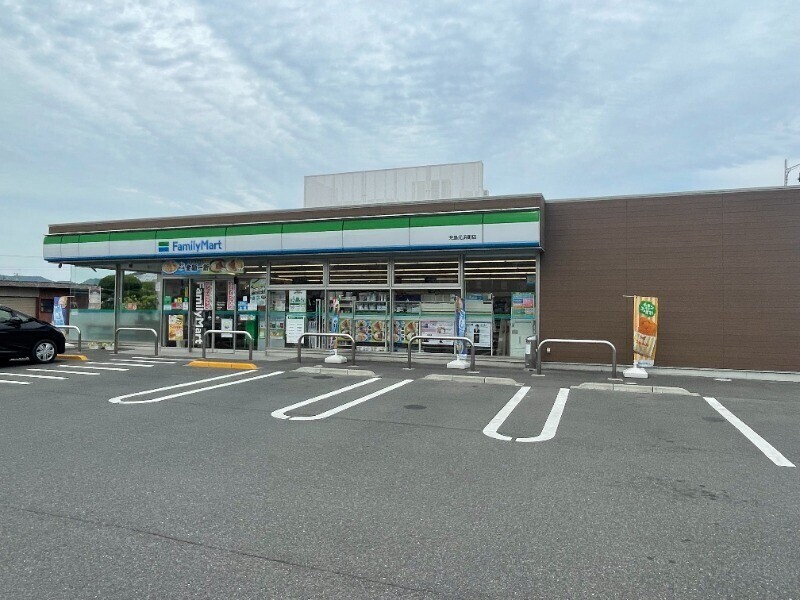 コンビニ　ファミリーマート　児島元浜町店（コンビニ）まで283m