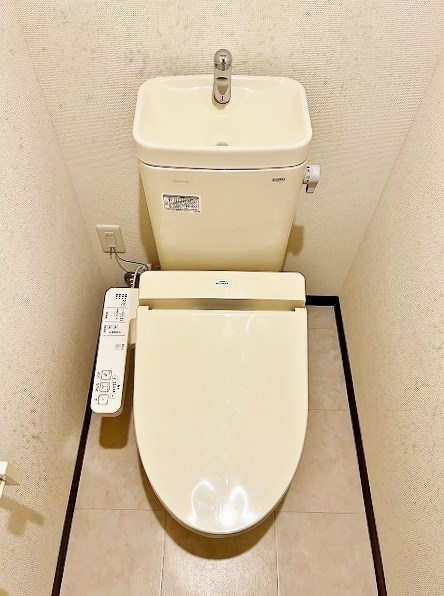 トイレ　★温水洗浄便座付トイレ★