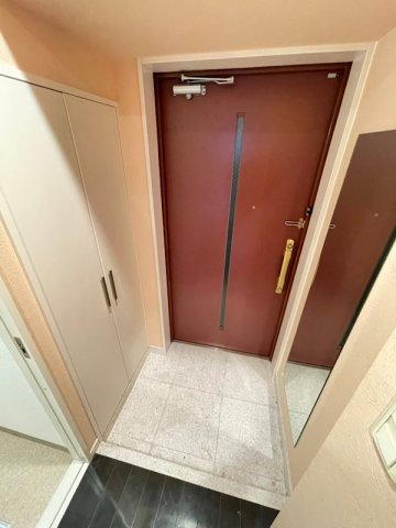 玄関　シンプルで使いやすい玄関です