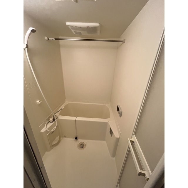 バス・シャワールーム　浴室乾燥機付