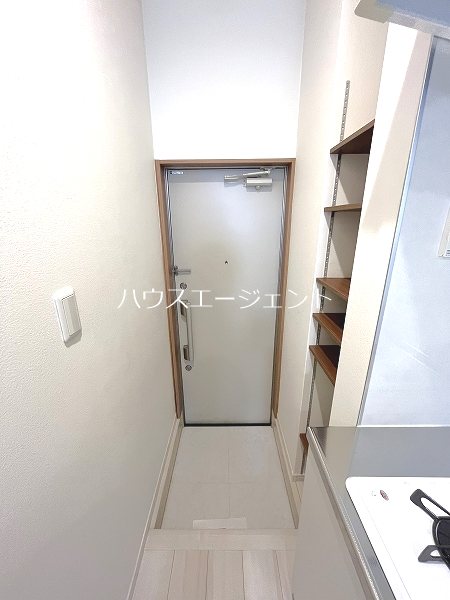 玄関　玄関です。※参考画像