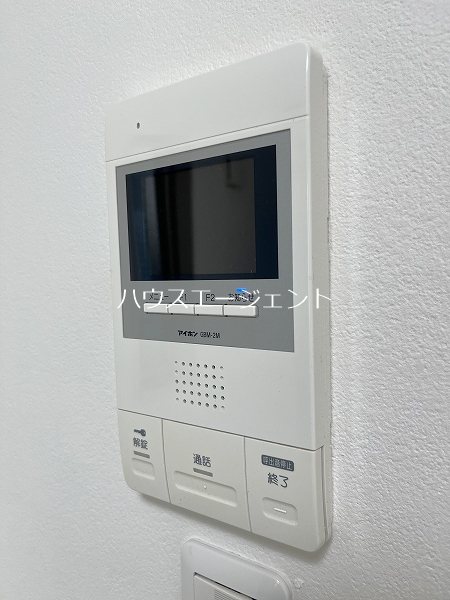 セキュリティ　モニター付きインターホンで安心。※参考画像
