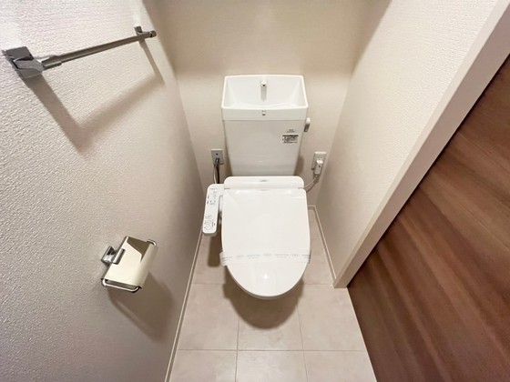 トイレ　※別部屋の写真です