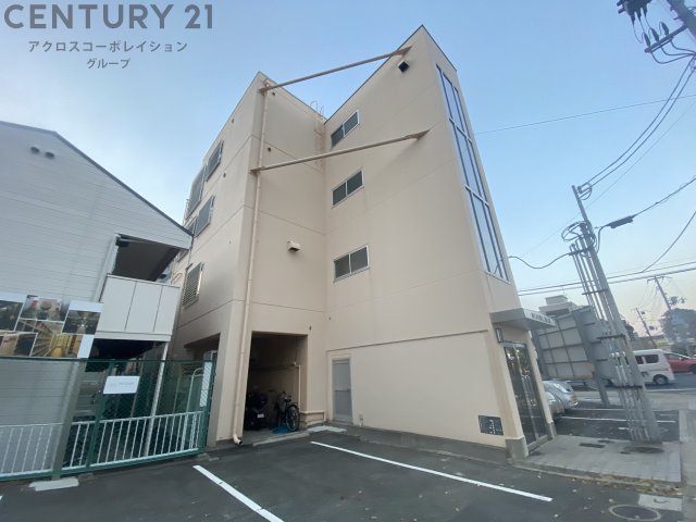 建物外観　敷地内駐輪場あり！