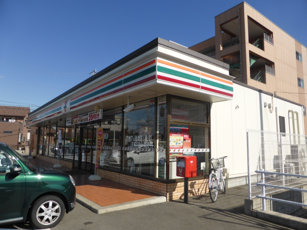 コンビニ　セブンイレブン 西尾楠村町店（コンビニ）まで848m