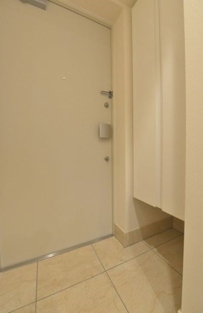 玄関　建物設備インターネット無料有り★家具家電付きマンション