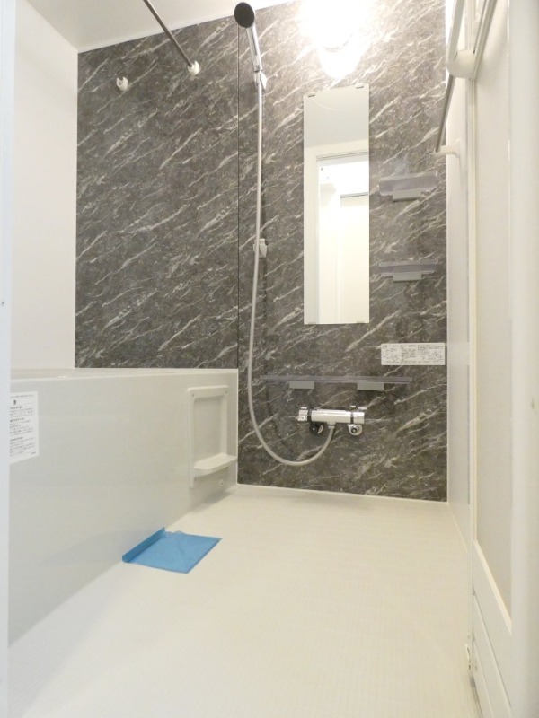 バス・シャワールーム　図面と現状に相違がある場合には現状を優先